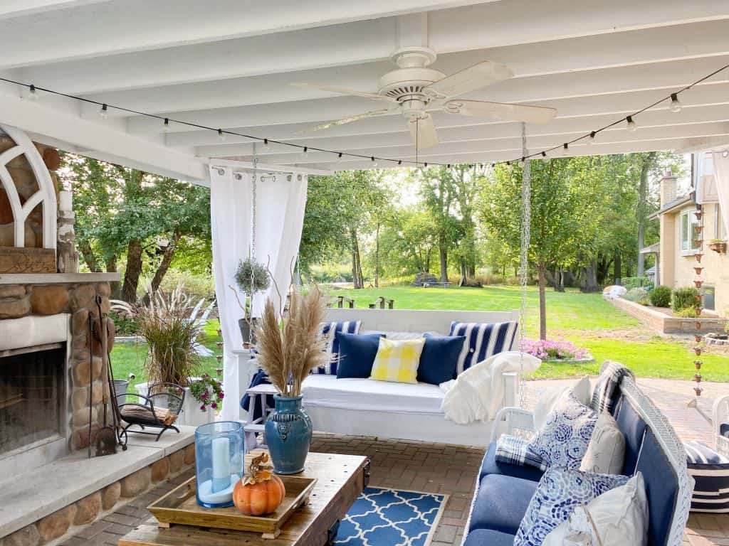 Outdoor Living Room Reveal