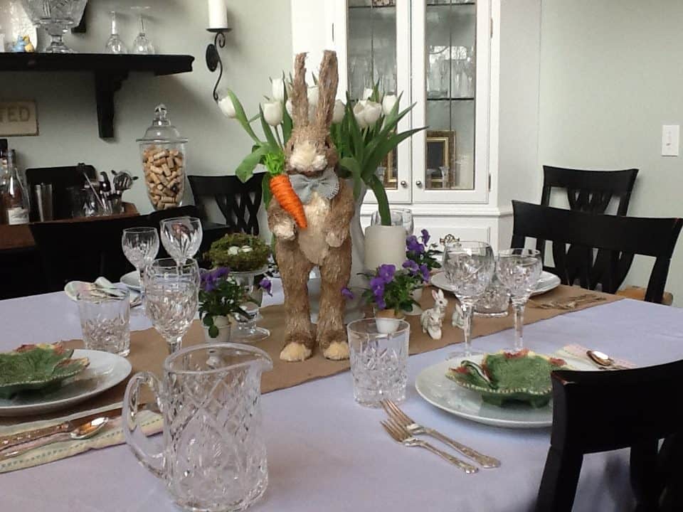 How to Make a Beautiful Easter Tablescape on a Budget | Living Large In ...
