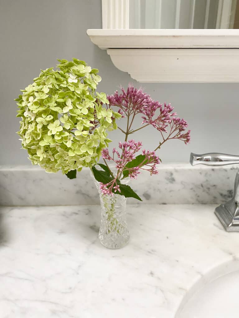 Three Tips to Make Bathroom Clean-up Simple