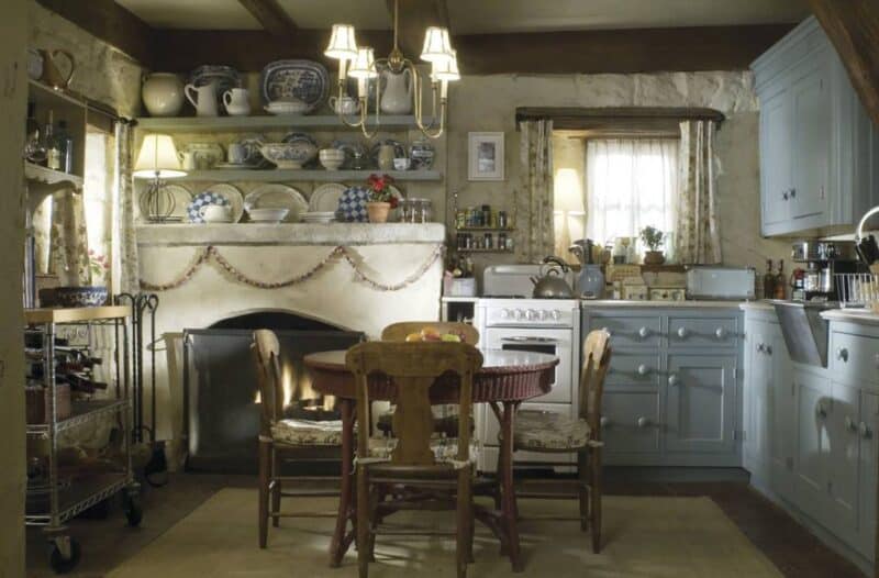 the kitchen in iris's english cottage in the movie "the holiday" 7 iconic movie homes that I love