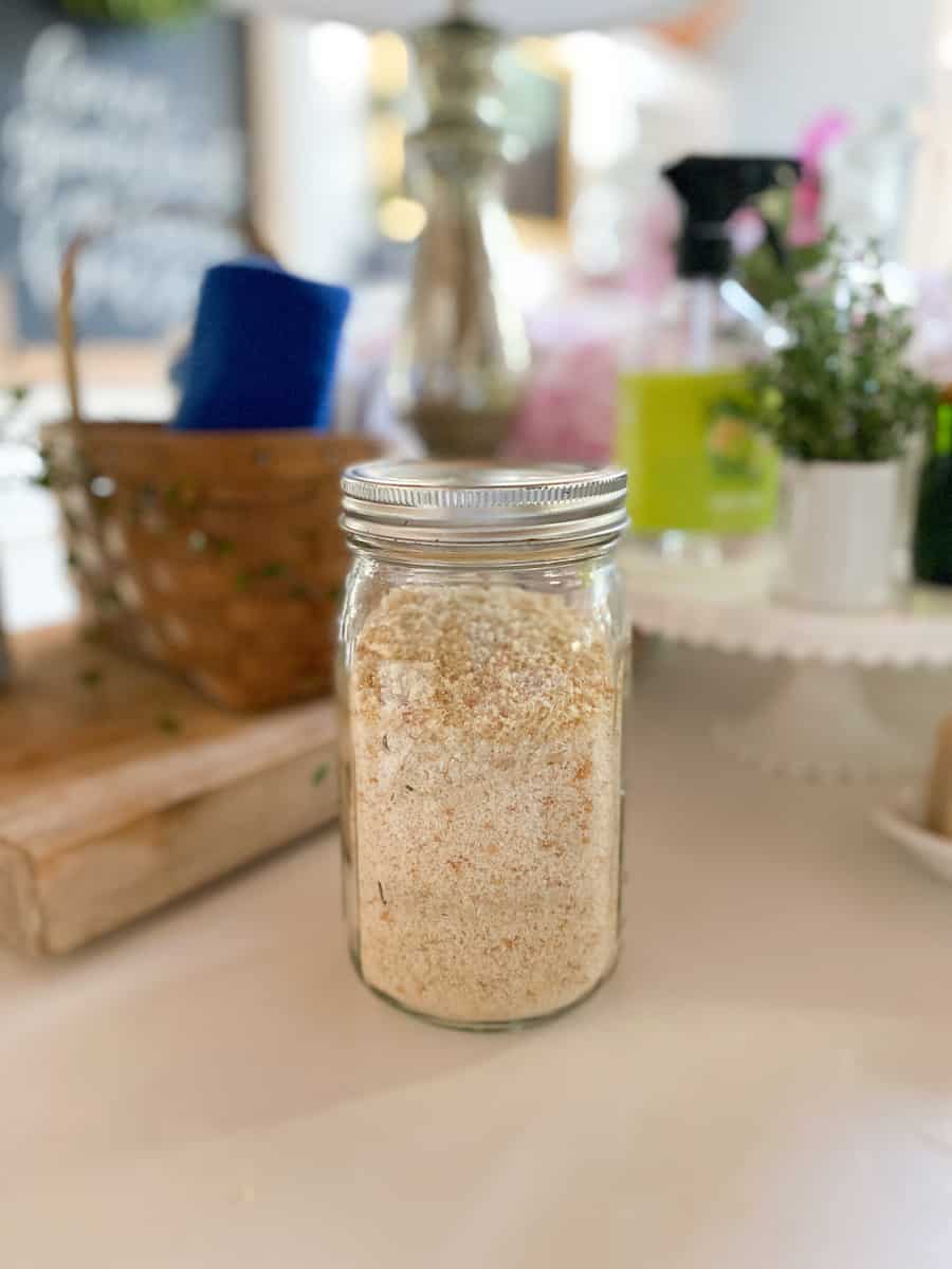 ball jar with homemade breadcrumbs made from bread before it goes bad