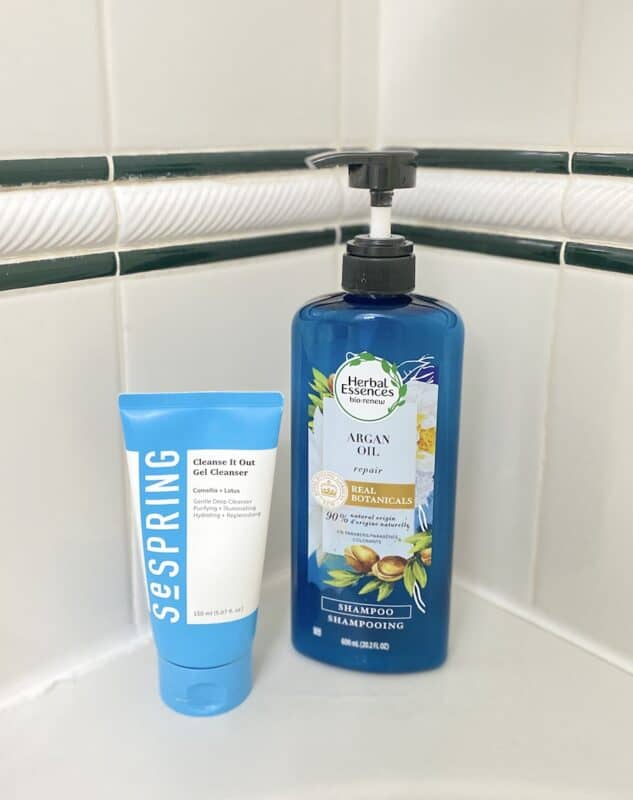 a picture of Herbal Essence Shampoo and SeSpring Facial Cleanser both which have EWG Verified Stamp