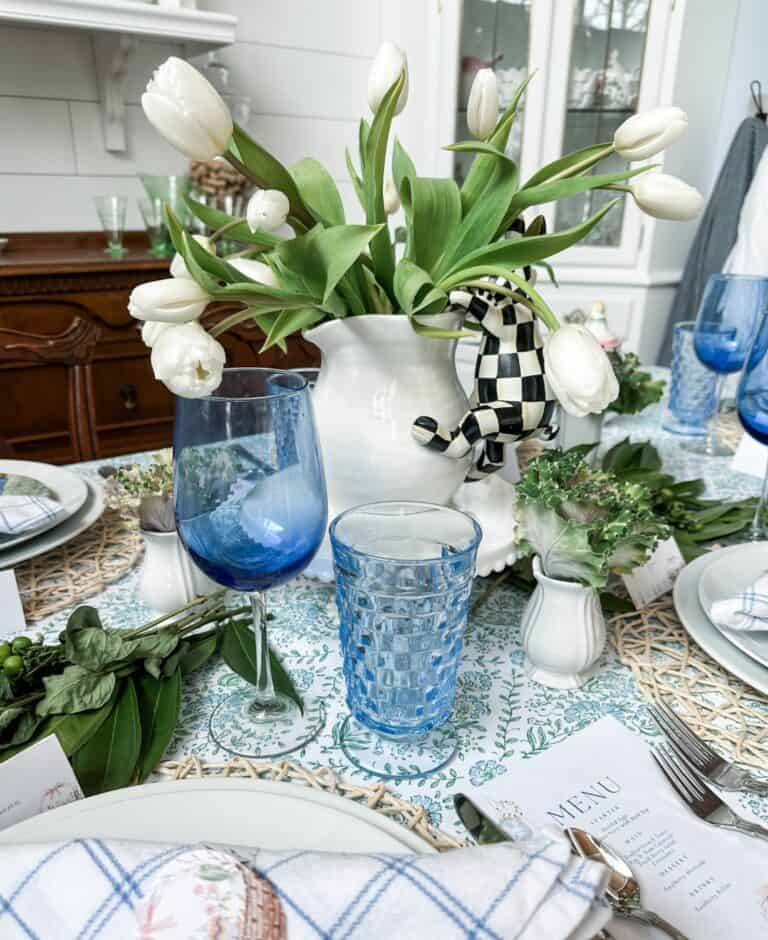 How to Create the Perfect Easter Tablescape | Living Large In A Small ...